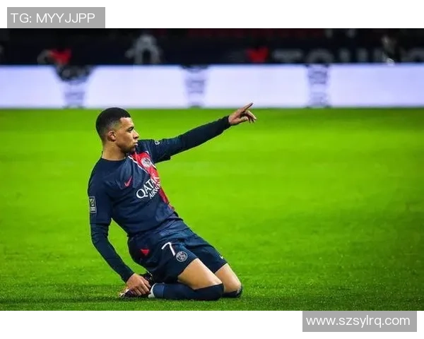 足总杯惊现冷门巴黎圣日耳曼与切尔西激战成平局帽子戏法引发全场沸腾