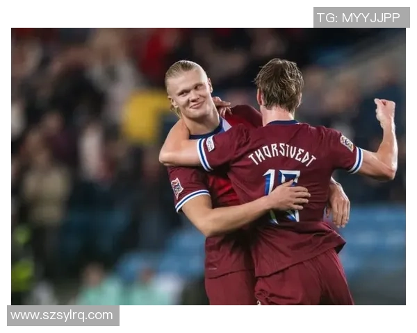 足总杯激战热刺与阿森纳战平争议判罚引发全场热议