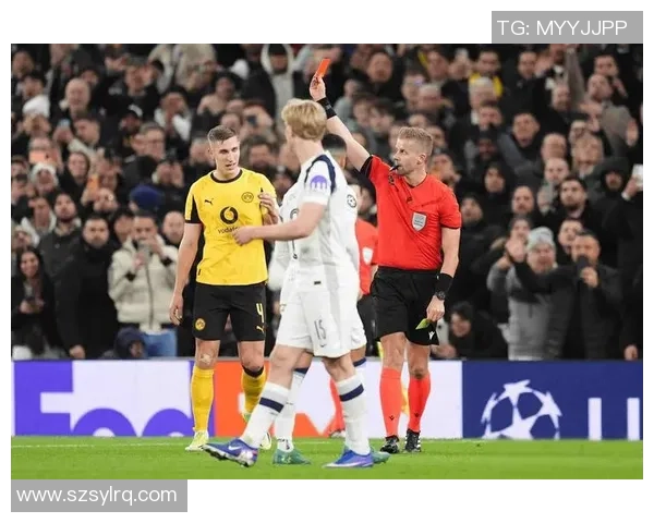 世界杯经典对决皇马5-1狂胜巴萨战术解析引发全场热议 世界杯经典对决皇马5-1狂胜巴萨战术解析引发全场热议