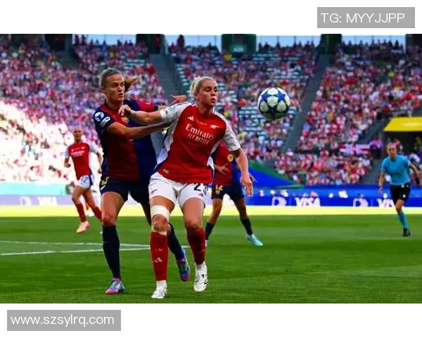 欧冠历史冷门：里昂狂胜阿森纳五球大捷帽子戏法引爆全场