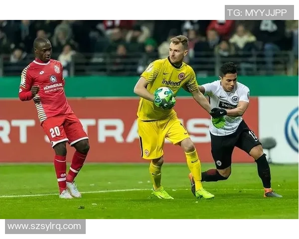 莱比锡逆转巴萨6-2震撼全场转会传闻引发热议