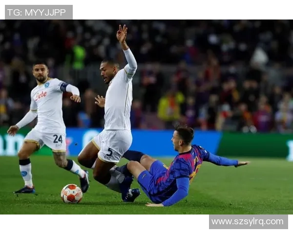 世界杯精彩对决那不勒斯大胜巴萨点球大战瞬间点燃全场热情 世界杯精彩对决那不勒斯大胜巴萨点球大战瞬间点燃全场热情