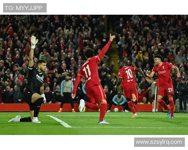 英超激战：尤文图斯狂胜利物浦四球乌龙球成比赛转折点解析